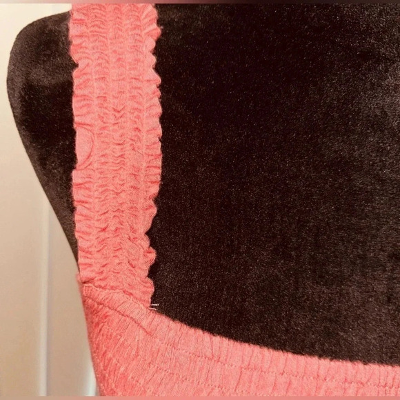 🆓Lot of 2 Good Luck Gem Tank Tops🆓 - Picture 4 of 12